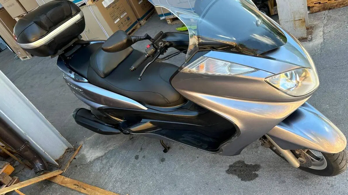 Yamaha Majesty 400 (2004 - 08)  (5)