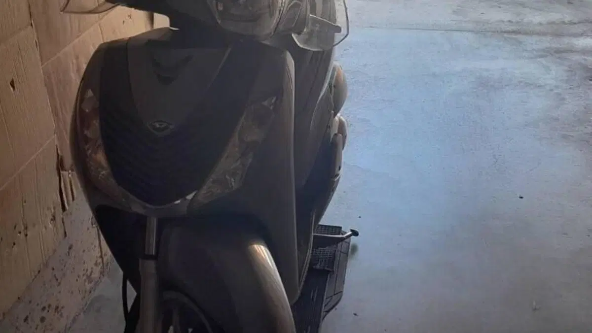 Honda SH 150i (2009 - 12)  (3)