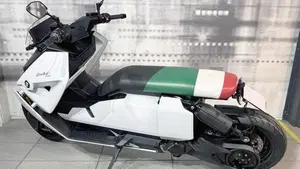 Bmw CE 04 (2021 - 25)  (2)