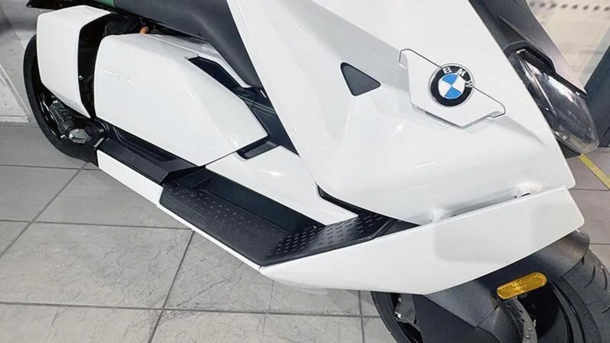 Bmw CE 04 (2021 - 25)  (4)