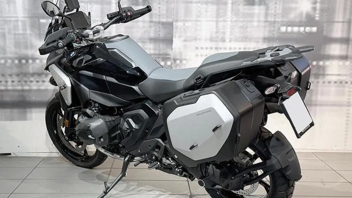 Bmw R 1300 GS Triple Black (2023 - 26)  (2)