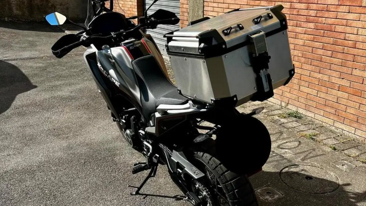 Moto Morini X-Cape 650 (2021 - 26)  (2)