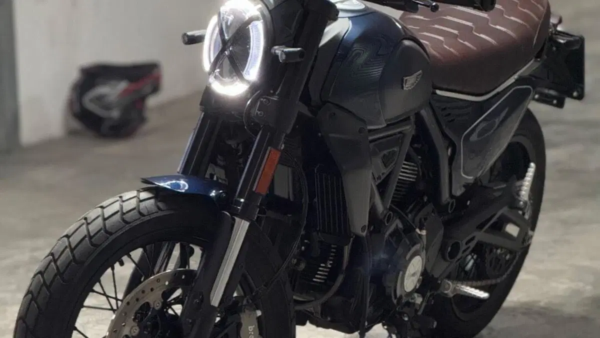 Ducati Scrambler 800 Nightshift (2023 - 24)  (3)