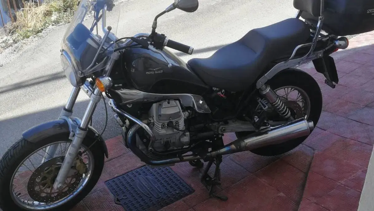 Moto Guzzi Nevada 750 (2002 - 06)  (3)