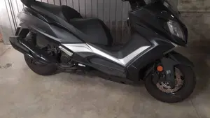Kymco Downtown 350i TCS (2021 - 25)  (2)