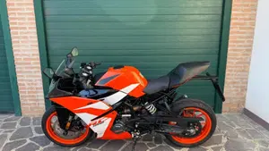 KTM RC 125 ABS (2017 - 20)  (2)