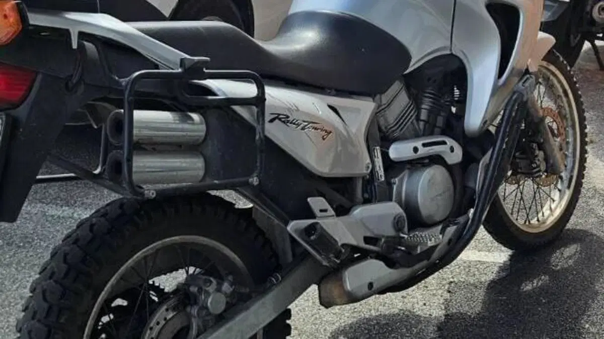 Honda Transalp XL 650V (2000 - 04)  (3)