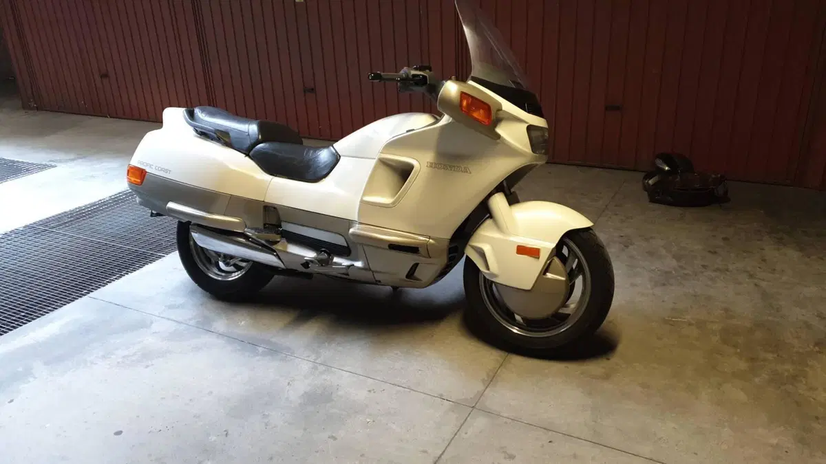 Honda  