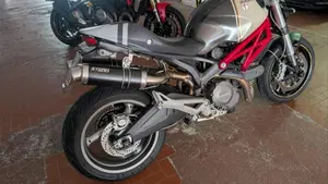 Ducati Monster 696 Plus (2007 - 14)  (5)