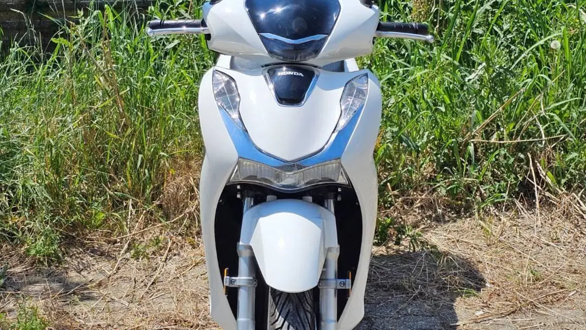Honda SH 150i Sport (2022 - 23)  (5)
