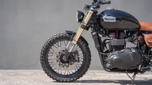 Triumph Bonneville T100 (2008 - 16)  (6)