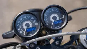 Triumph Bonneville T100 (2008 - 16)  (12)