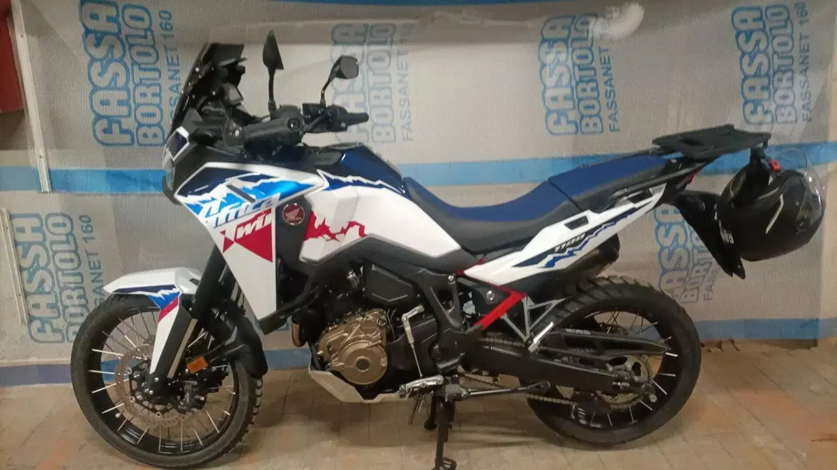 Honda Africa Twin CRF 1100L (2024 - 26)  (6)