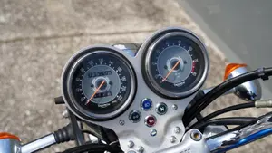 Triumph Bonneville T100 (2001 - 07)  (7)