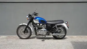 Triumph Bonneville T100 (2001 - 07)  (8)