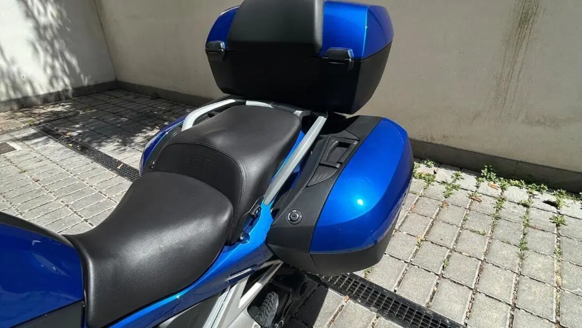 Bmw R 1250 RT (2021 - 25)  (7)
