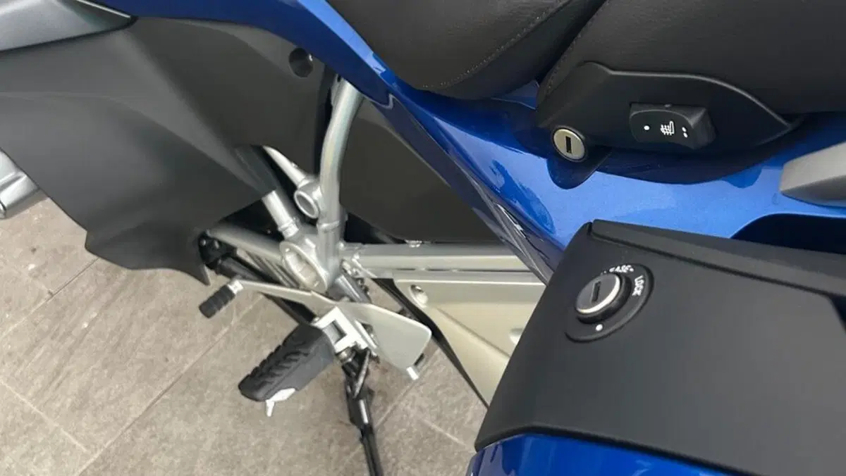 Bmw R 1250 RT (2021 - 25)  (8)