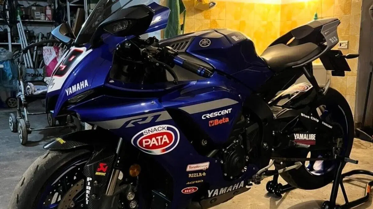 Yamaha YZF R1 (2020 - 25)  (5)
