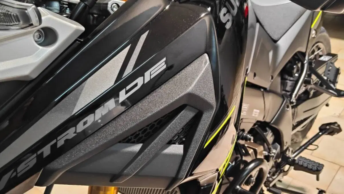 Suzuki V-Strom 1050DE (2023 - 24)  (5)