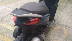 Piaggio Beverly 300 S ABS-ASR (2021 - 25)  (3)