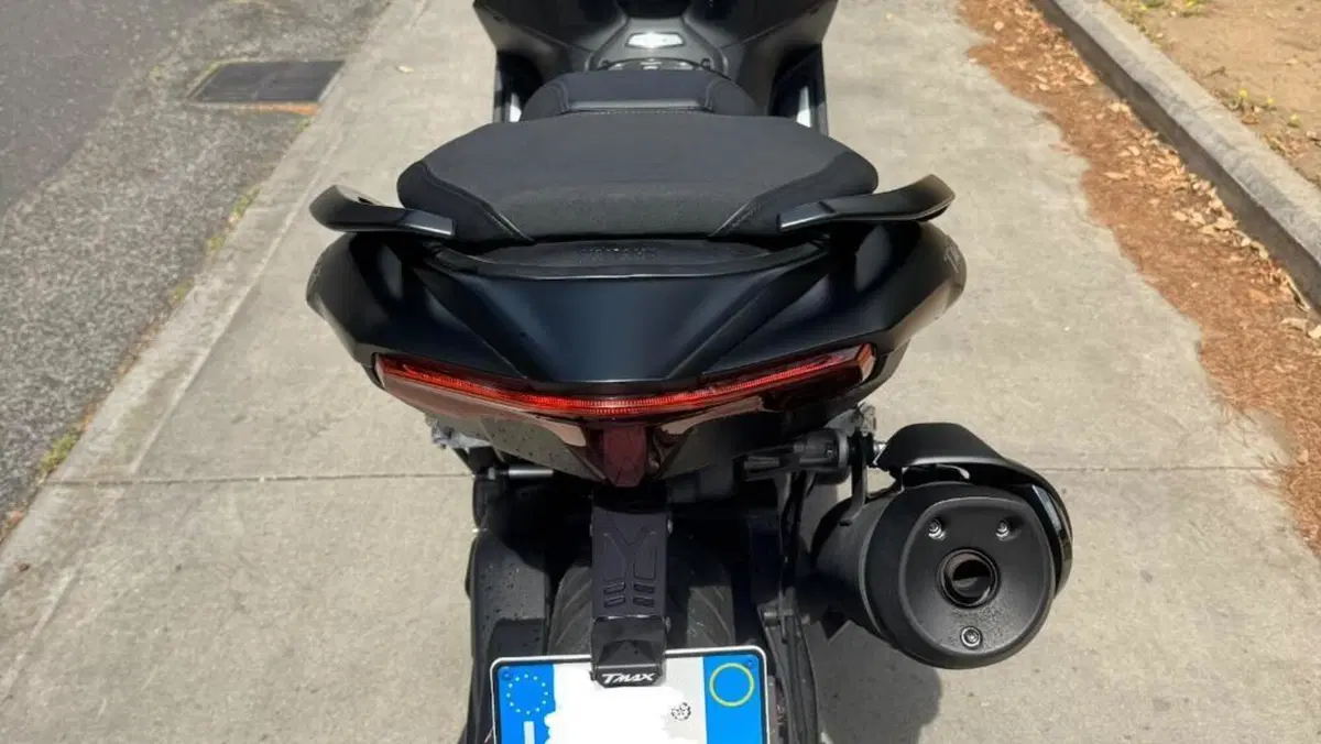 Yamaha T-Max 560 (2022 - 24)  (4)