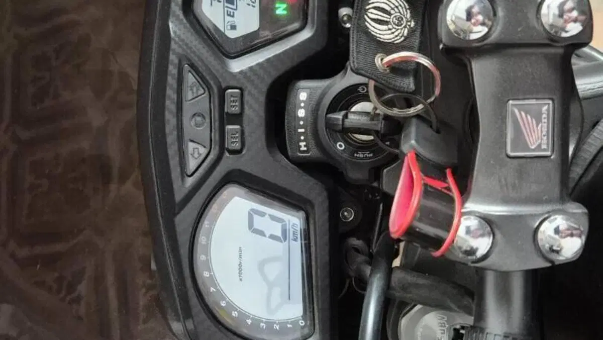 Honda CB 650 F (2017 - 18)  (8)