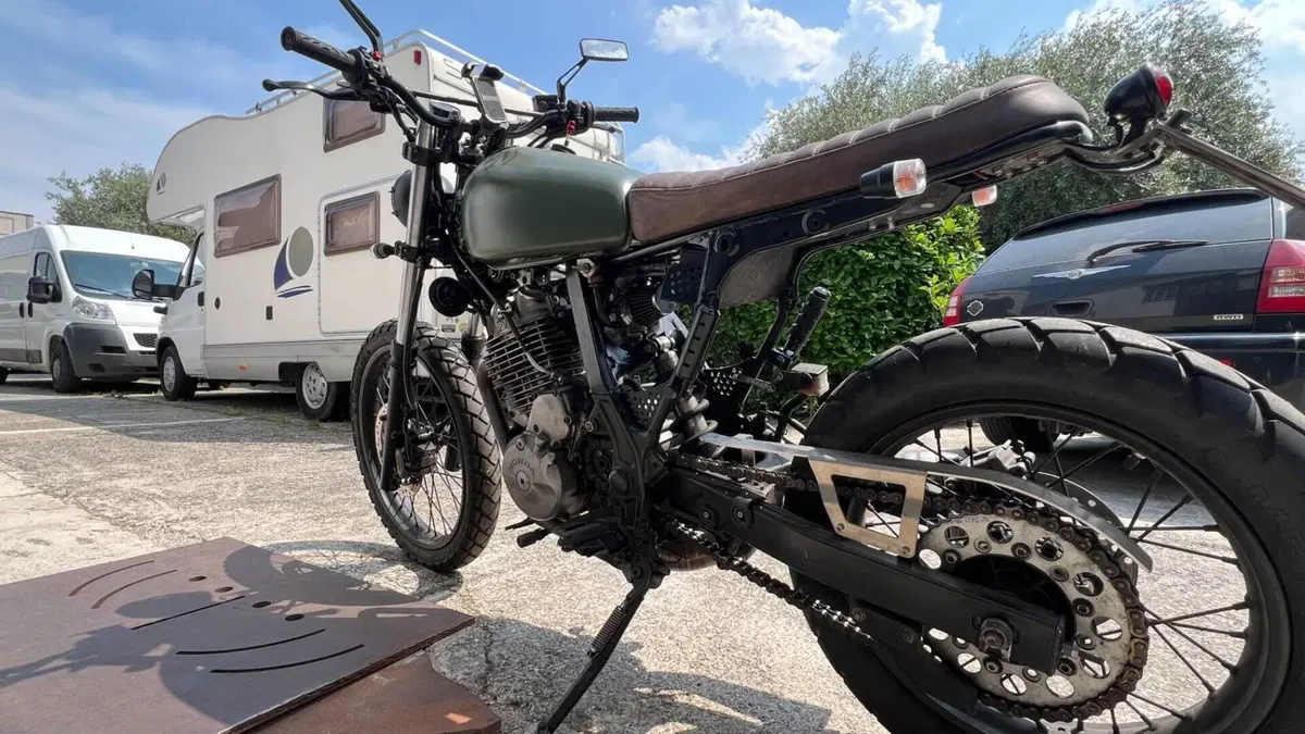 Honda NX 650 Dominator (1991 - 95)  (3)