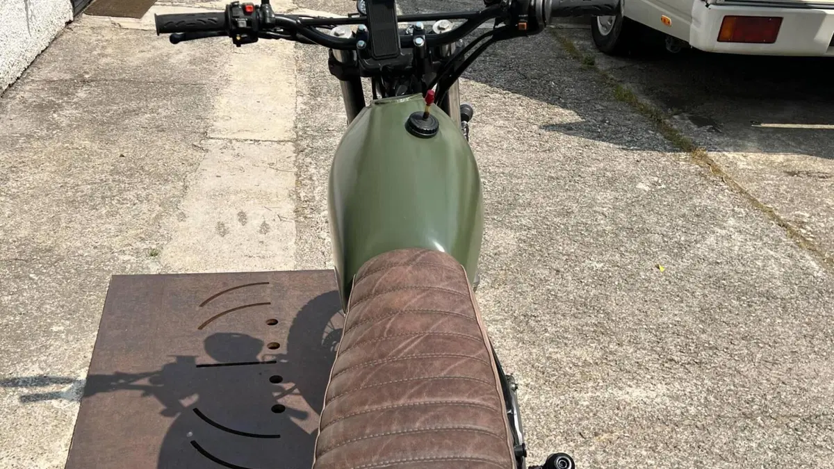 Honda NX 650 Dominator (1991 - 95)  (4)