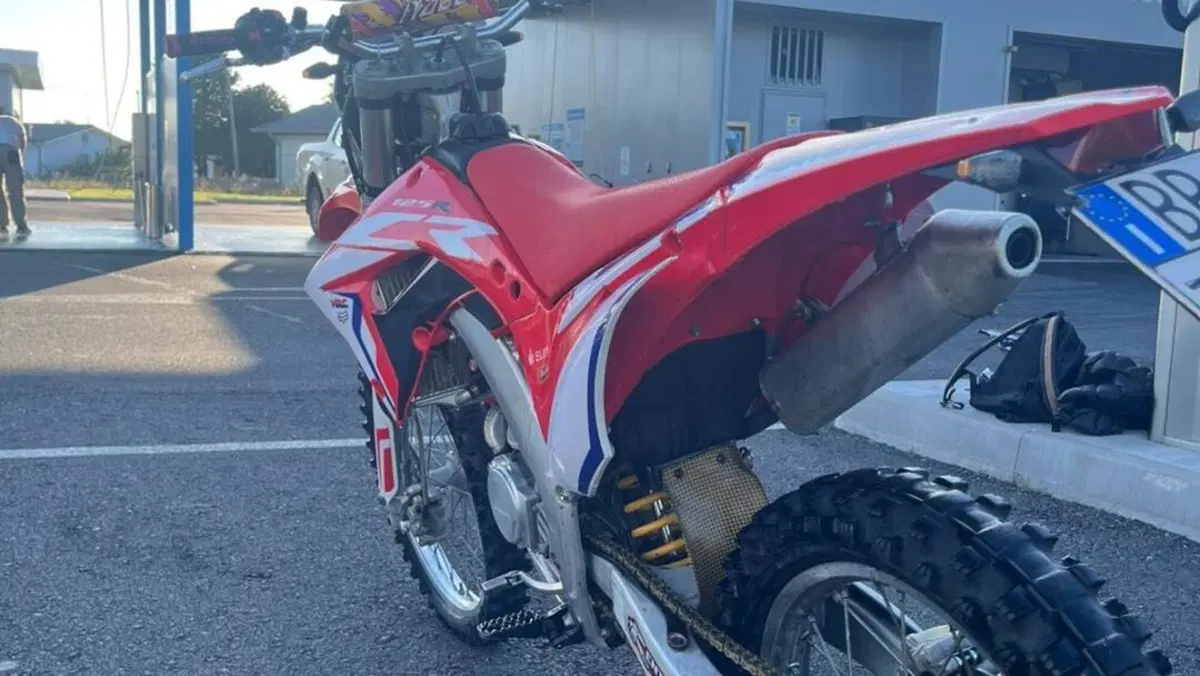 Honda CR 125 R (2000 - 02)  (3)