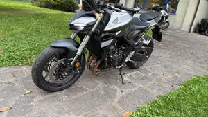Honda CB 1000 Hornet (2025 - 26)  (2)