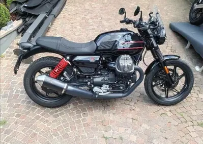 Moto Guzzi V7 850 Stone Special Abs (2021) - Annuncio 10036274