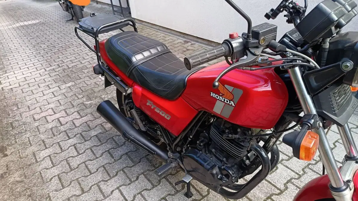 Honda   (5)