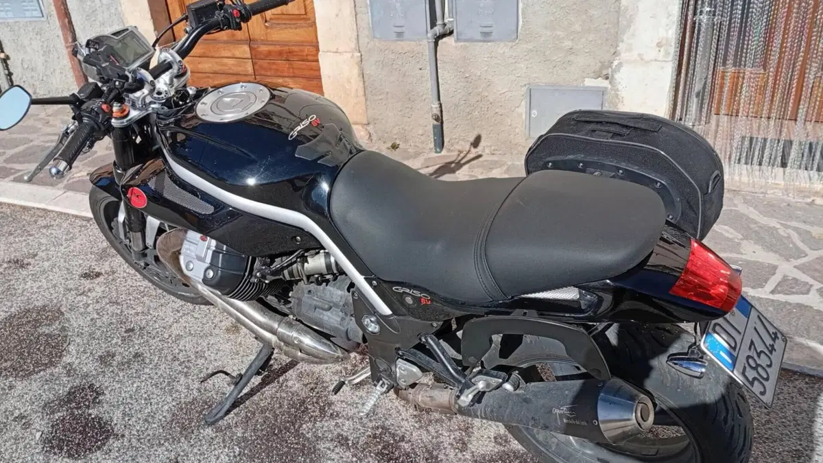 Moto Guzzi Griso 1200 8V Special Edition (2009 - 11)  (4)