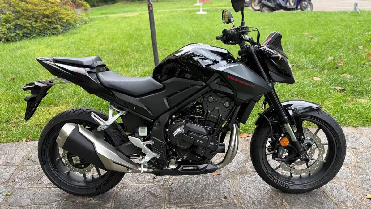 Honda CB 500 Hornet (2026)  (5)