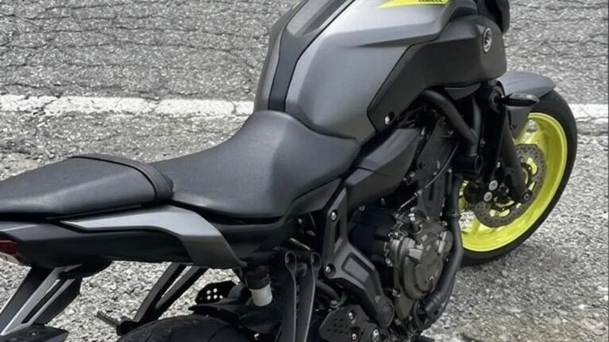 Yamaha MT-07 (2018 - 20)  (2)