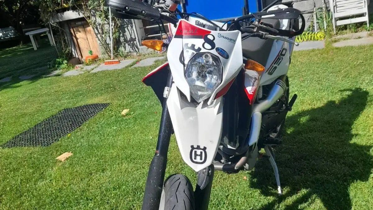 Husqvarna SMR 630 (2011 - 13)  (3)