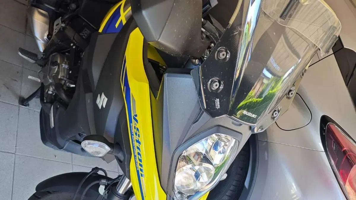 Suzuki V-Strom 650XT (2021 - 25)  (2)