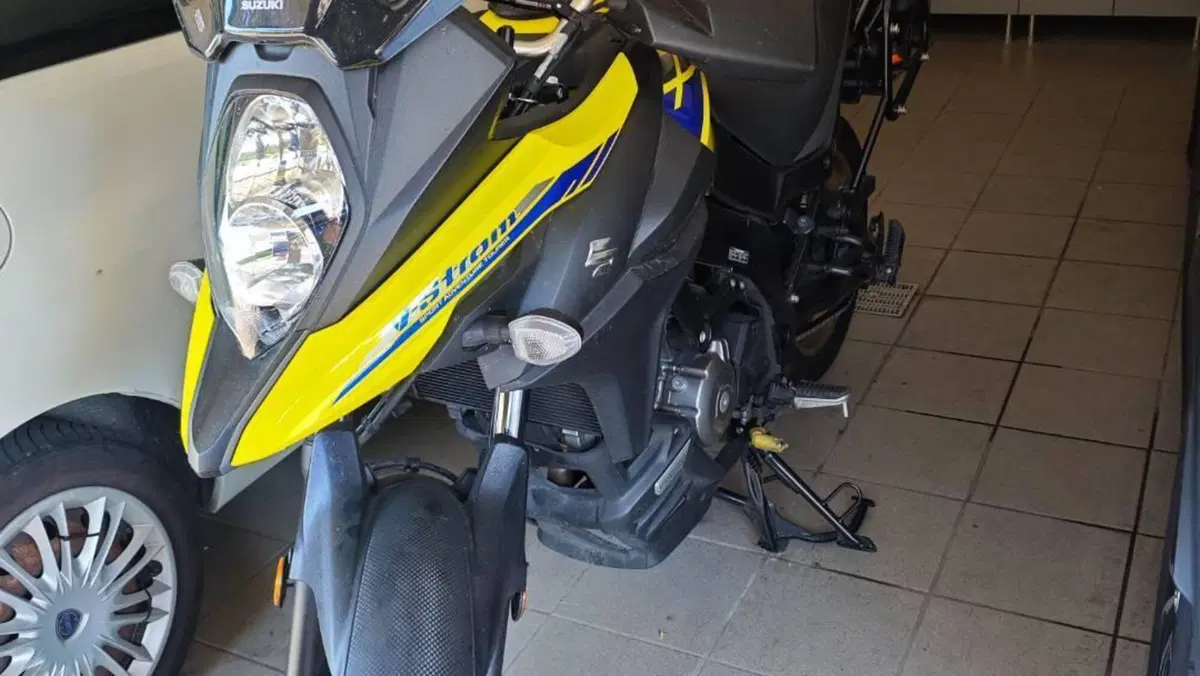 Suzuki V-Strom 650XT (2021 - 25)  (4)