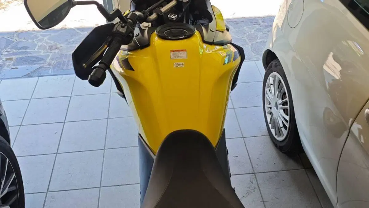 Suzuki V-Strom 650XT (2021 - 25)  (6)