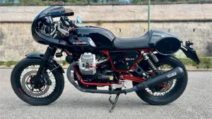 Moto Guzzi V7 Racer (2012 - 14) 