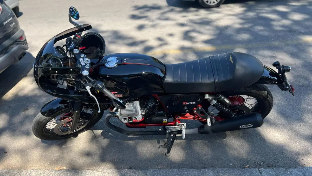 Moto Guzzi V7 Racer (2012 - 14)  (5)