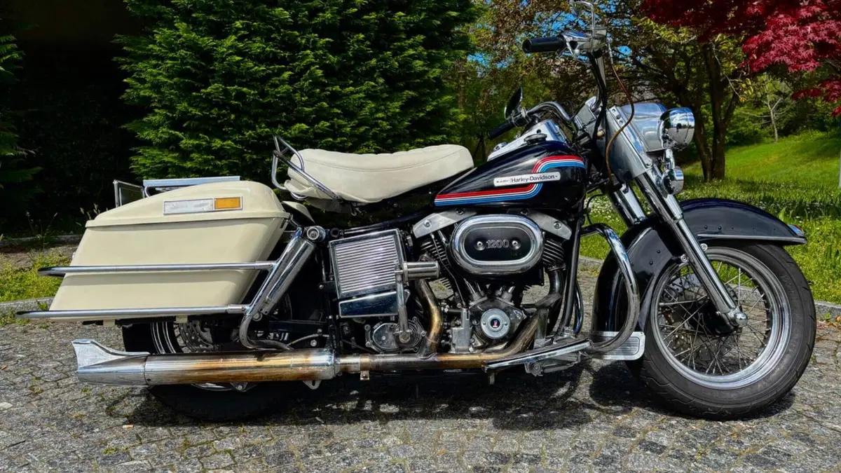 Harley-Davidson 1200 Electra Glide (1975 - 80) - FLH 