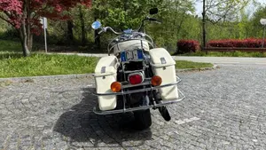 Harley-Davidson   (5)