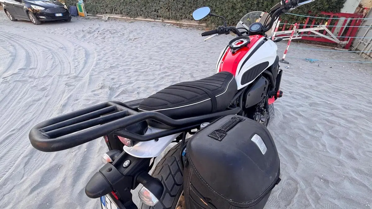 Yamaha XSR 700 ABS (2016 - 20)  (6)