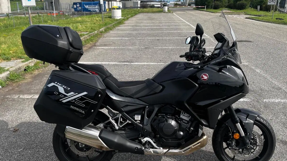 Honda NT 1100 Travel (2022 - 24)  (2)