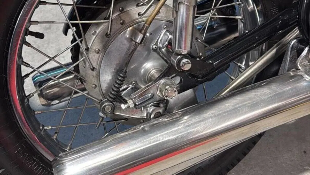 Kawasaki   (4)