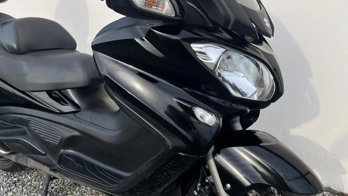 Suzuki Burgman AN 650 (2013 - 15)  (4)