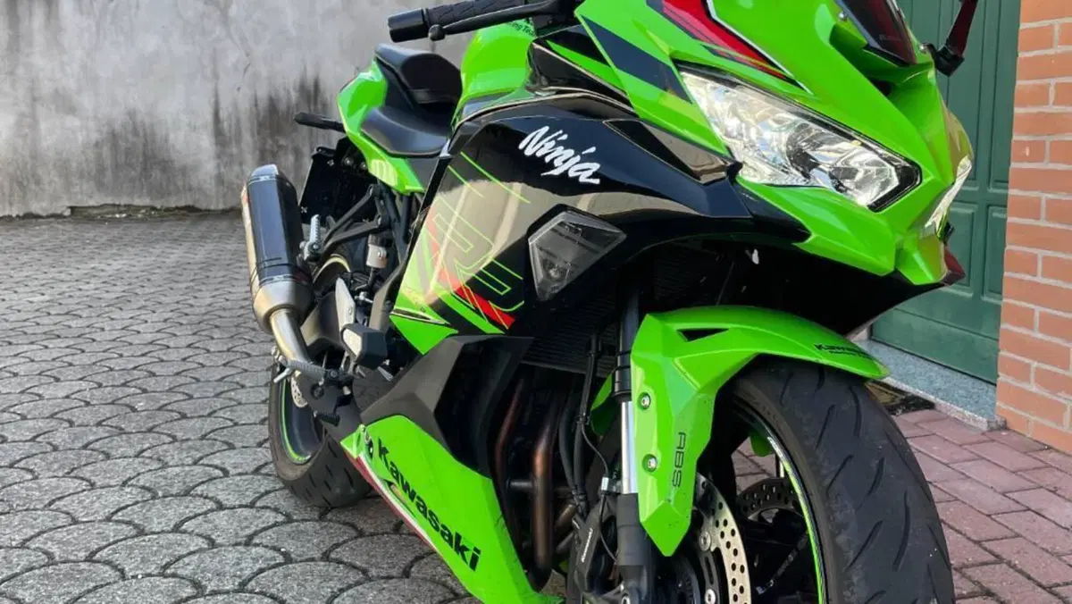 Kawasaki Ninja ZX-4RR (2024 - 26)  (3)