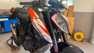 KTM 1290 Super Duke R ABS (2017 - 18)  (4)