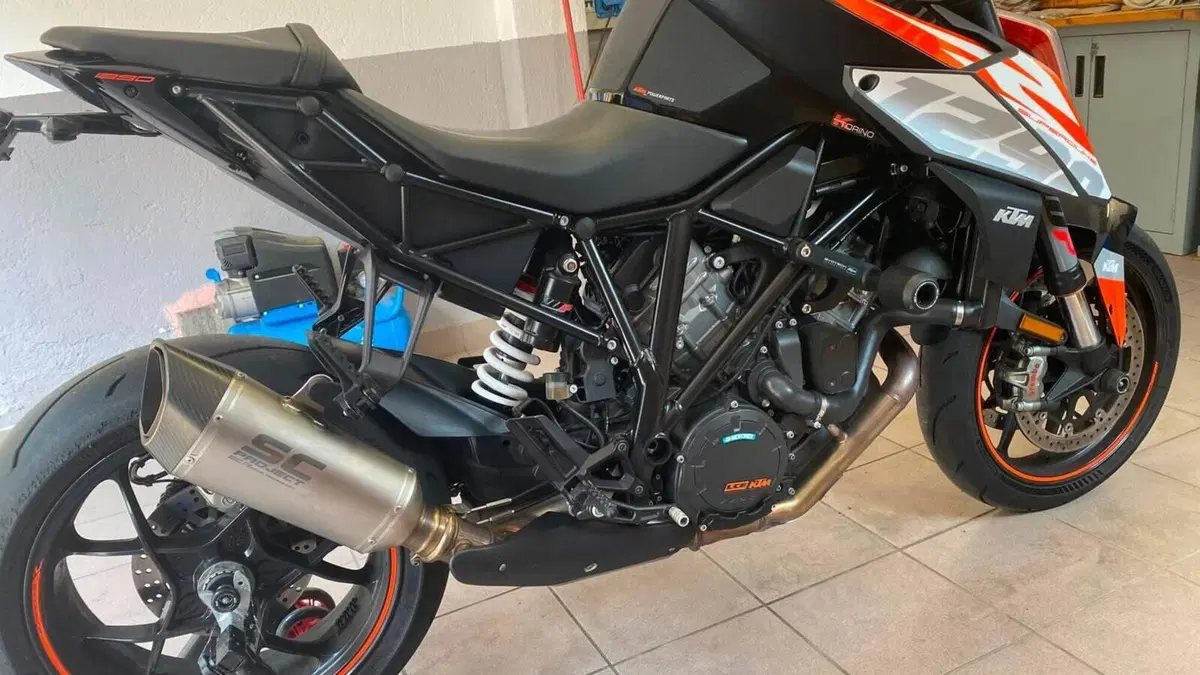 KTM 1290 Super Duke R ABS (2017 - 18)  (5)